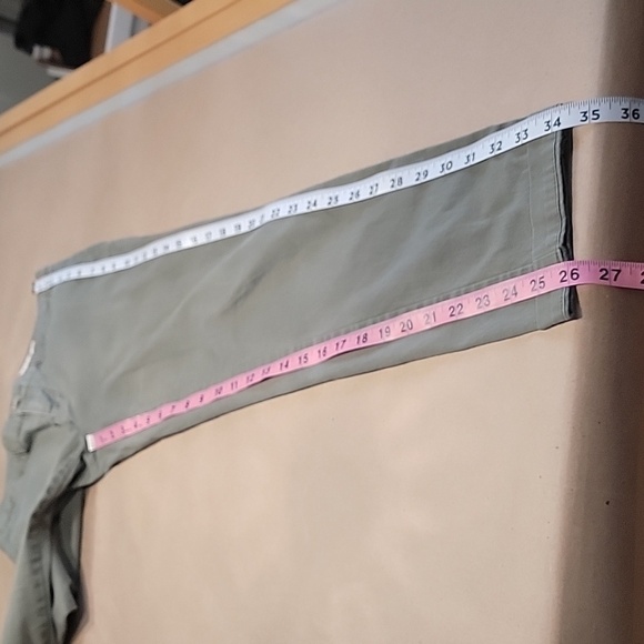 Maison Jules Size 2 LouLou Weekend Casual Light Khaki Green Cuffed Ankle Pants. - Picture 11 of 15